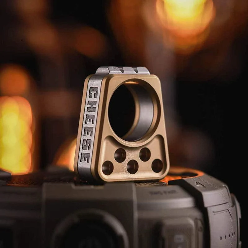 Cheese Knuckle Duster - Image 12