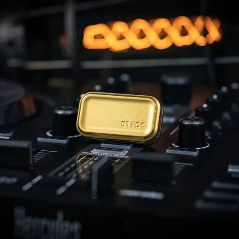 Magnetic 3 Stack Slider - Image 10